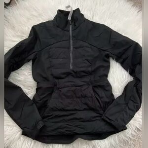Lululemon Down for it all Pullover 6 (US small)